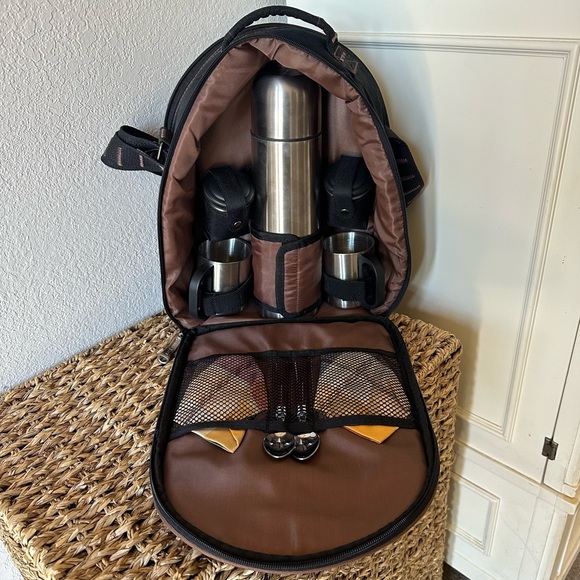 Picnic Time Black Brown Coffee Tea Insulated Travel Backpack - Picture 7 of 10